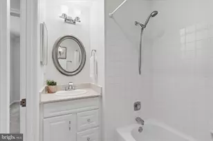 2184 Pond View Ct, Reston, VA 20191 - Photo 27