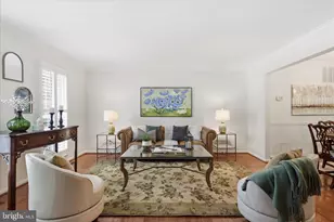 2184 Pond View Ct, Reston, VA 20191 - Photo 9