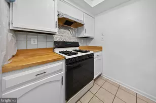 2108 Mager Dr, Herndon, VA 20170 - Photo 17