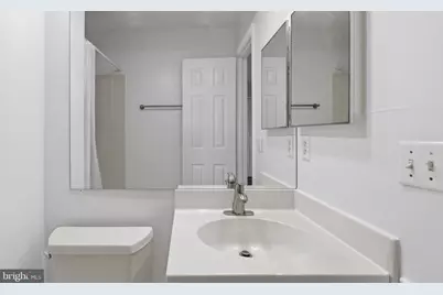 14445 Salisbury Plain Court, Centreville, VA 20120 - Photo 17