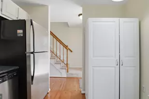 14445 Salisbury Plain Ct, Centreville, VA 20120 - Photo 11