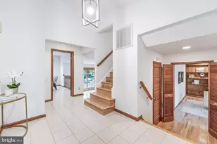 1807 Abbey Glen, Vienna, VA 22182 - Photo 7