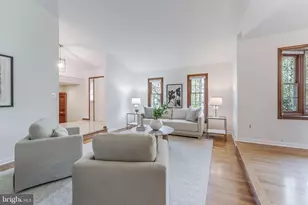 1807 Abbey Glen, Vienna, VA 22182 - Photo 13