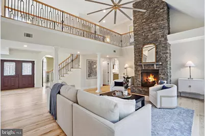 8228 Westchester Drive, Vienna, VA 22182 - Photo 17