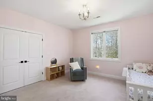 8228 Westchester Dr, Vienna, VA 22182 - Photo 43