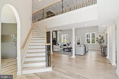 8228 Westchester Drive, Vienna, VA 22182 - Photo 5