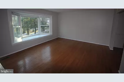 [Address not provided], Vienna, VA 22181 - Photo 5