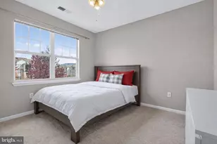 12144 Garden Grove Cir, Fairfax, VA 22030 - Photo 15