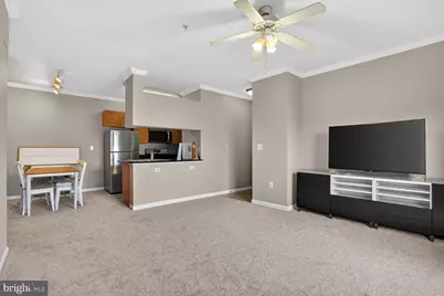 12144 Garden Grove Circle #301, Fairfax, VA 22030 - Photo 3