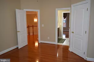 8708 Flowering Dogwood Ln, Lorton, VA 22079 - Photo 25