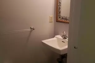 7341 Golden Horseshoe Ct, Springfield, VA 22153 - Photo 15