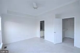 7014 Metropolitan Pl, Falls Church, VA 22043 - Photo 15