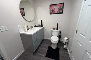 9518 Mooregate Ct, Lorton, VA 22079 - Photo 7