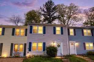 9518 Mooregate Ct, Lorton, VA 22079 - Photo 3