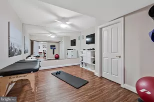 9183 Topaz St, Fairfax, VA 22031 - Photo 55