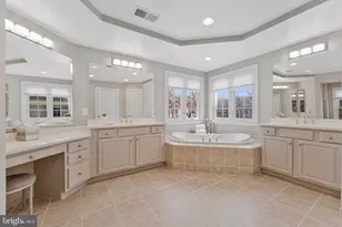 9183 Topaz St, Fairfax, VA 22031 - Photo 35