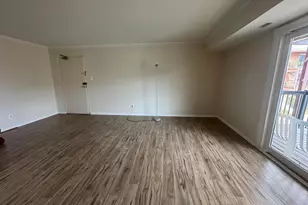 214 Locust St SE, Vienna, VA 22180 - Photo 3