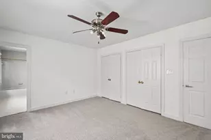 12187 Brecknock St, Oakton, VA 22124 - Photo 31