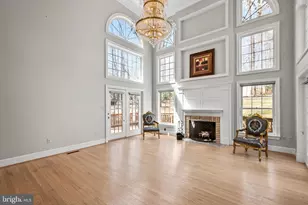 12187 Brecknock St, Oakton, VA 22124 - Photo 7