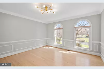 12187 Brecknock Street, Oakton, VA 22124 - Photo 11