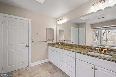 12187 Brecknock Street, Oakton, VA 22124 - Photo 39