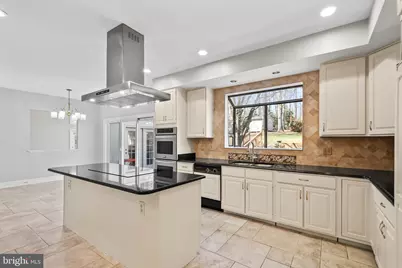 12187 Brecknock Street, Oakton, VA 22124 - Photo 19