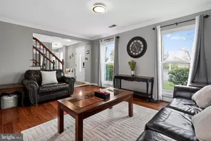 805 Mosby Hollow Dr, Herndon, VA 20170 - Photo 7