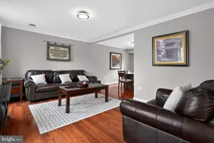 805 Mosby Hollow Dr, Herndon, VA 20170 - Photo 11