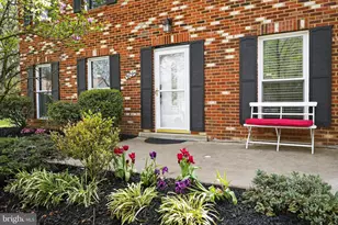 805 Mosby Hollow Dr, Herndon, VA 20170 - Photo 5