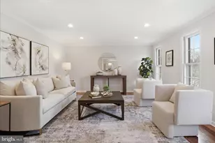 2228 Loch Lomond Dr, Vienna, VA 22181 - Photo 7