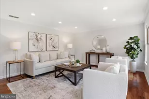 2228 Loch Lomond Dr, Vienna, VA 22181 - Photo 5