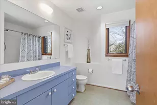 11574 Lake Newport Rd, Reston, VA 20194 - Photo 43