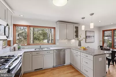 11574 Lake Newport Road, Reston, VA 20194 - Photo 25