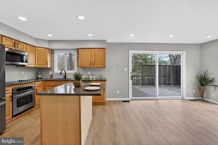 478 Montalto Dr, Herndon, VA 20170 - Photo 9