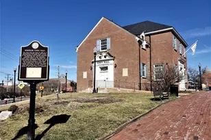 803 Elden St, Herndon, VA 20170 - Photo 35