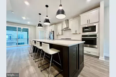 2339 Water Promenade Avenue, Herndon, VA 20171 - Photo 17