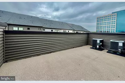 2339 Water Promenade Avenue, Herndon, VA 20171 - Photo 45