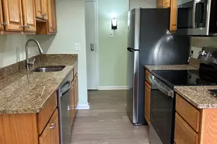 11609 Stoneview Square, Reston, VA 20191 - Photo 3