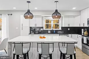 4307 San Carlos Dr, Fairfax, VA 22030 - Photo 3