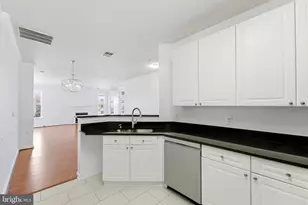 4330 Cannon Ridge Ct, Fairfax, VA 22033 - Photo 11