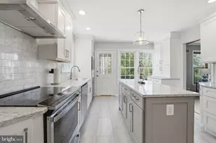 9104 Volunteer Dr, Alexandria, VA 22309 - Photo 25