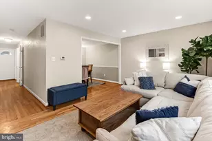 9204 Bailey Ln, Fairfax, VA 22031 - Photo 13