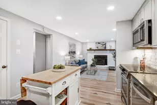 5216 Jarrett Ct, Centreville, VA 20120 - Photo 3