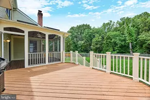 2859 Cherry Branch Ln, Herndon, VA 20171 - Photo 51