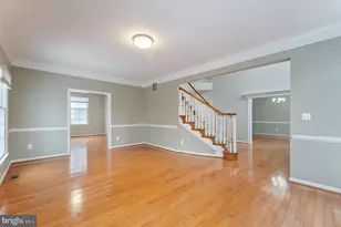 2859 Cherry Branch Ln, Herndon, VA 20171 - Photo 19