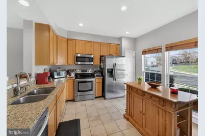 14334 Stonewater Court, Centreville, VA 20121 - Photo 5