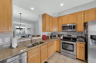 14334 Stonewater Ct, Centreville, VA 20121 - Photo 9