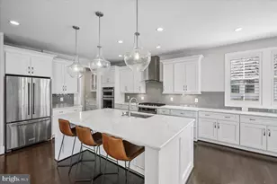 1462 Spring Vale Ave, McLean, VA 22101 - Photo 3