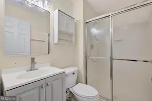 8010 Readington Ct, Springfield, VA 22152 - Photo 25