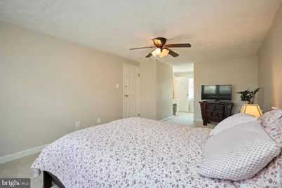 7307 Sterling Grove Drive, Springfield, VA 22150 - Photo 25